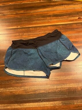 Lululemon Blue Active Running Shorts with Black Waistband size 4